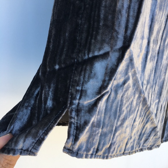 Splendid Dark Gray Soft Shimmery Top Short Sleeve - Picture 4 of 8